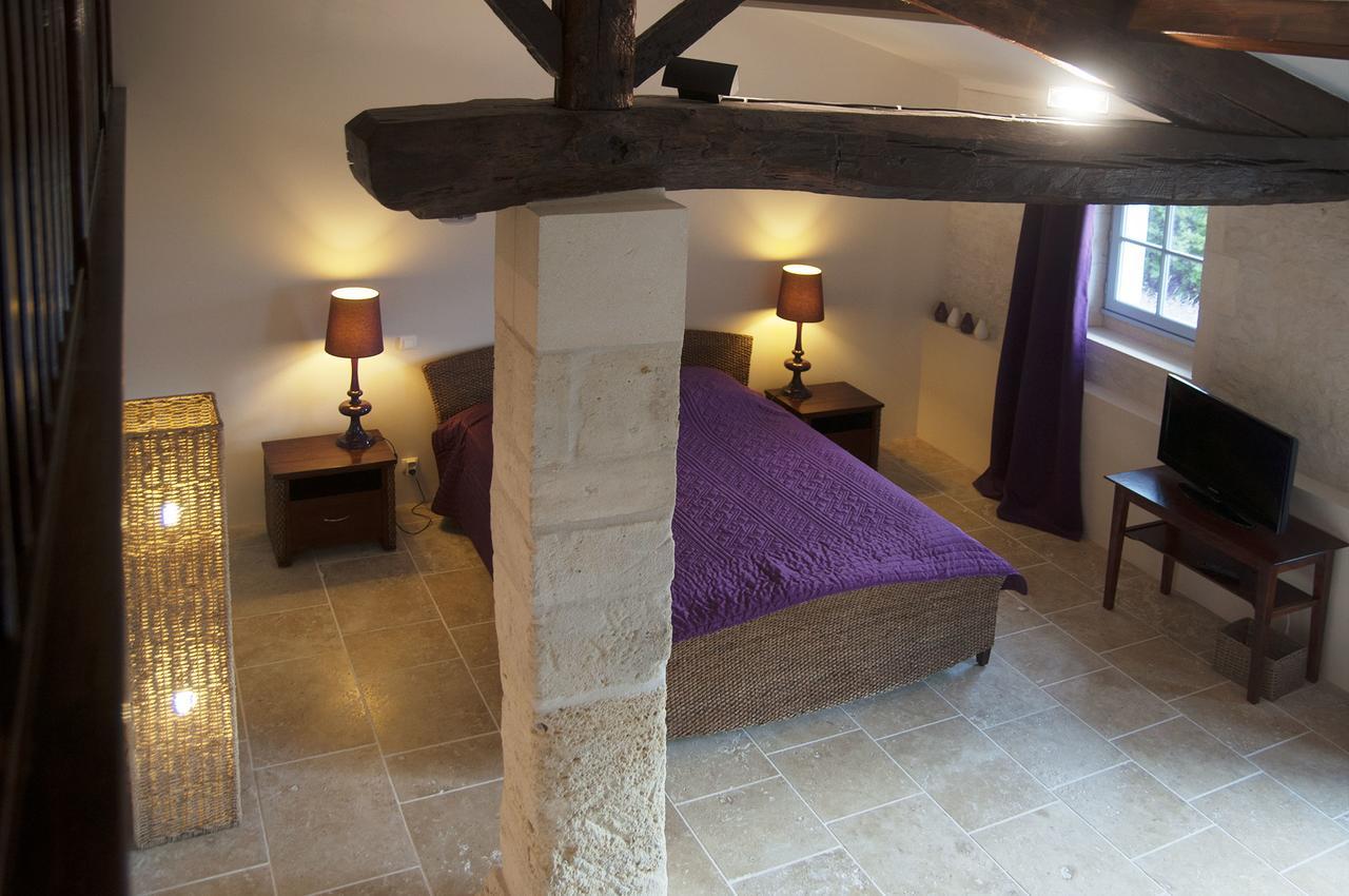 Chambre D'Hotes Clos Des Pierres Blanches Brie-sous-Archiac Exteriör bild
