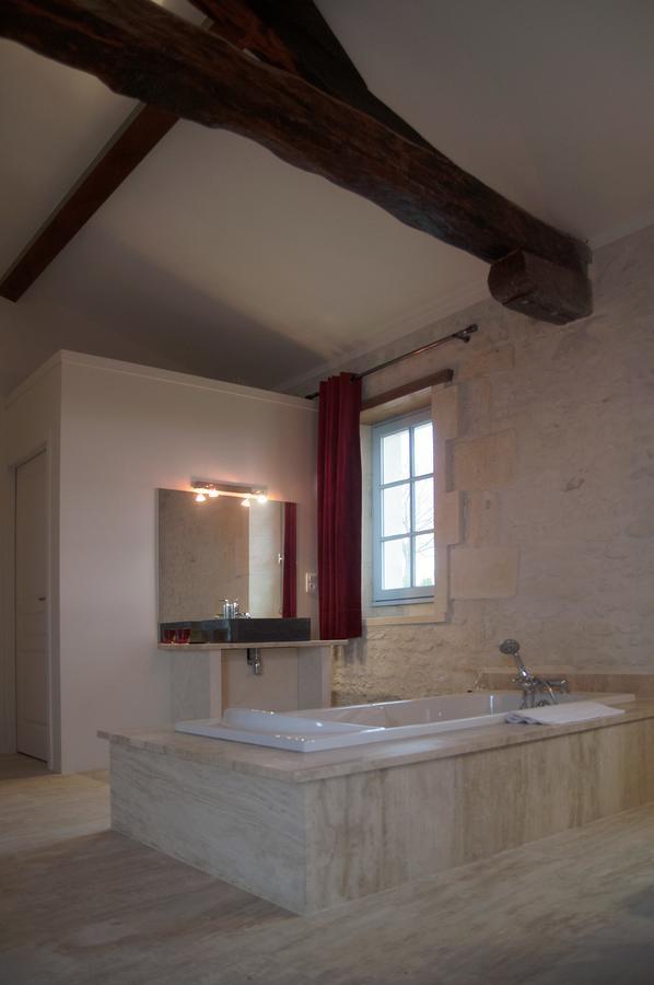 Chambre D'Hotes Clos Des Pierres Blanches Brie-sous-Archiac Exteriör bild